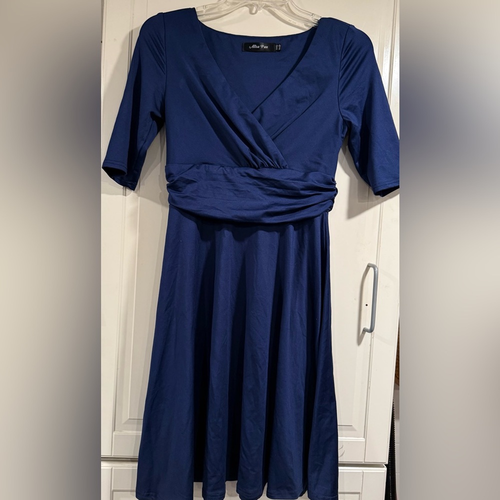 Alisa pan Elegant Blue midi Dress size 6 6:21🎶